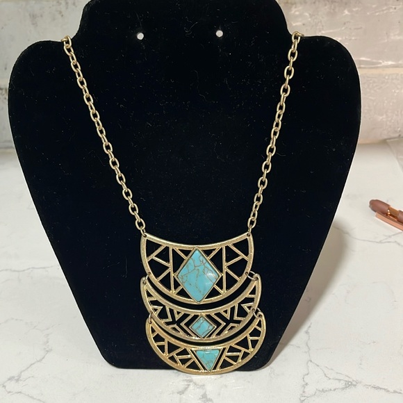Jewelry - Completely Adjustable Gold Plated Turquoise Necklace